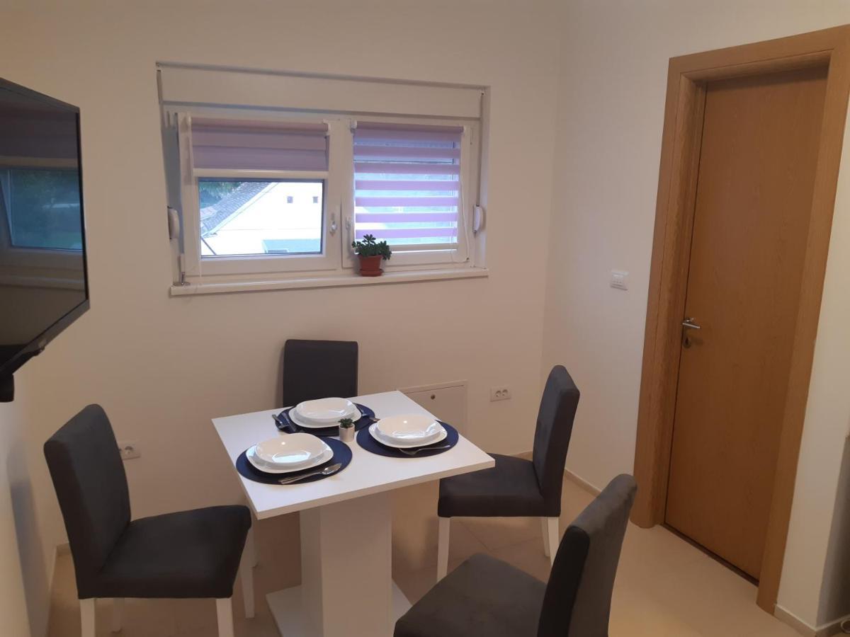 Lux Snezana Apartment Vrdnik Exterior foto
